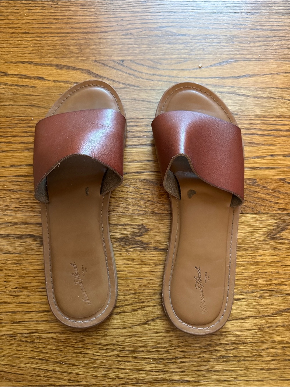 Universal Thread Brown Leather Slide Sandals